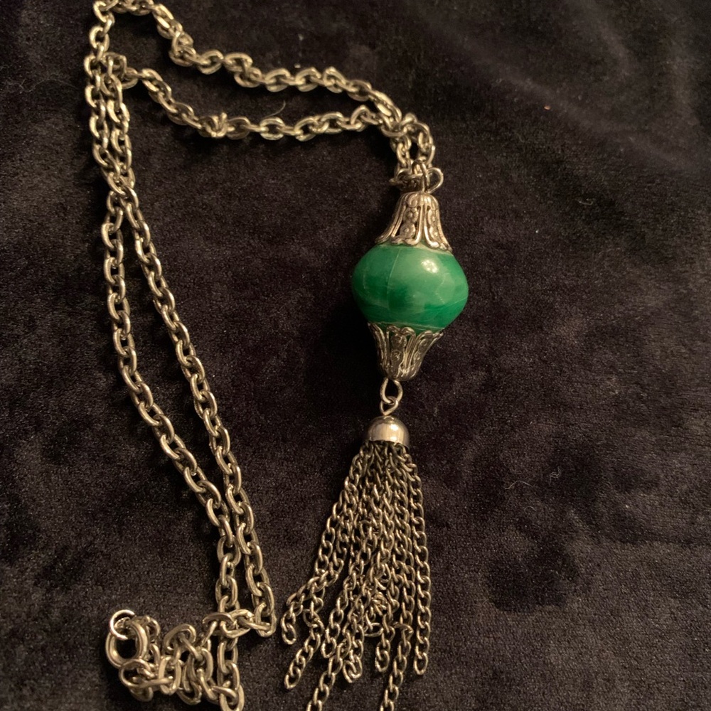 Vintage Green Tassle Pendant Necklace